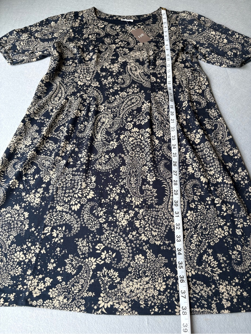J. Jill Navy and Beige Paisley Short-Sleeve Dart-waist Knit Dress sz L NWT - Picture 12 of 12